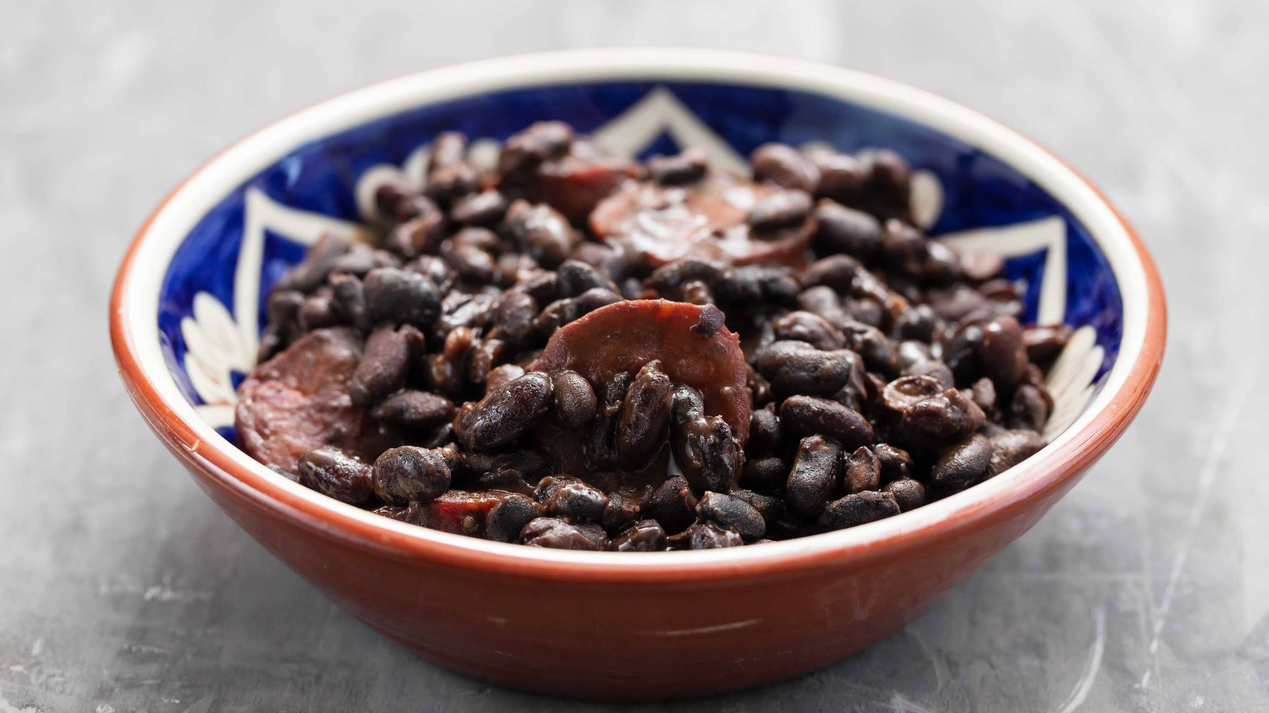 Versatile black beans Black beans are great in stews, soups, dips and sales and can be used in burritos or tacos.